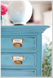 Turquoise-Furniture-Makeovers-with-Chalk-Paint_thumb